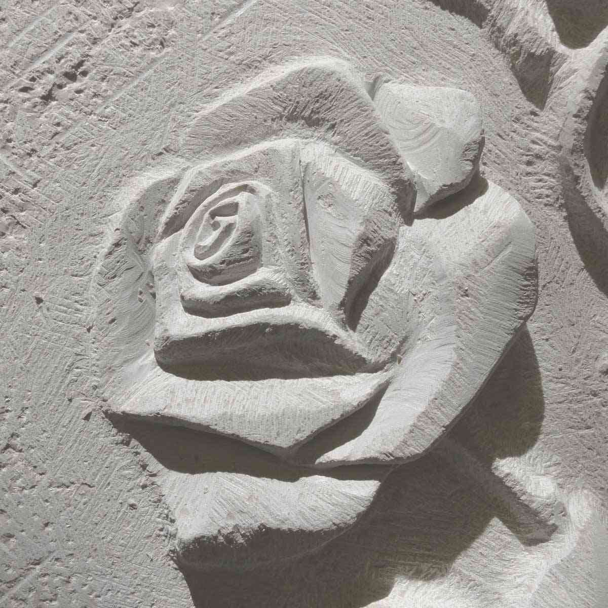 images/grabsteine/blumen/rose-als-detailansicht.jpg#joomlaImage://local-images/grabsteine/blumen/rose-als-detailansicht.jpg?width=1200&height=1200